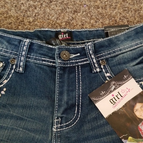 Jeweled Jeans - Picture 4 of 4